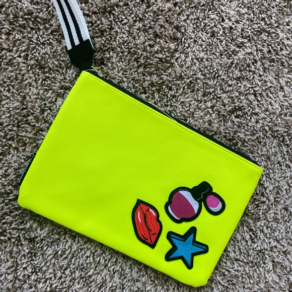 Mac pouch new - Picture 1 of 2